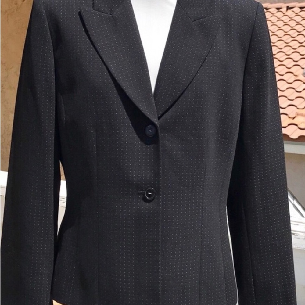 Black Micro Dot Winged Lapel Structured Tahiti Blazer